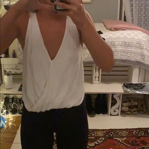Never worn white super cute top